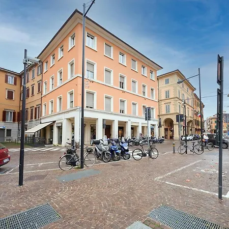 D'azeglio 62 Luxury Гостевой дом Болонья